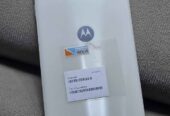 Vendo Motorola E13 libre 64gb , IMPECABLE , NO PERMUTO