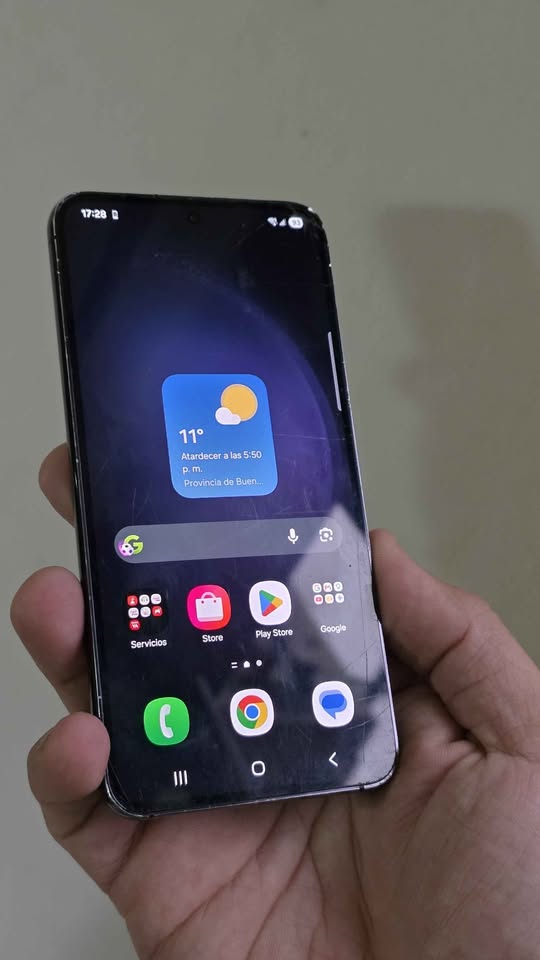 Vendo Samsung S23 256gb 8ram detalle vidrio y SOLO WIFI , NO PERMUTO