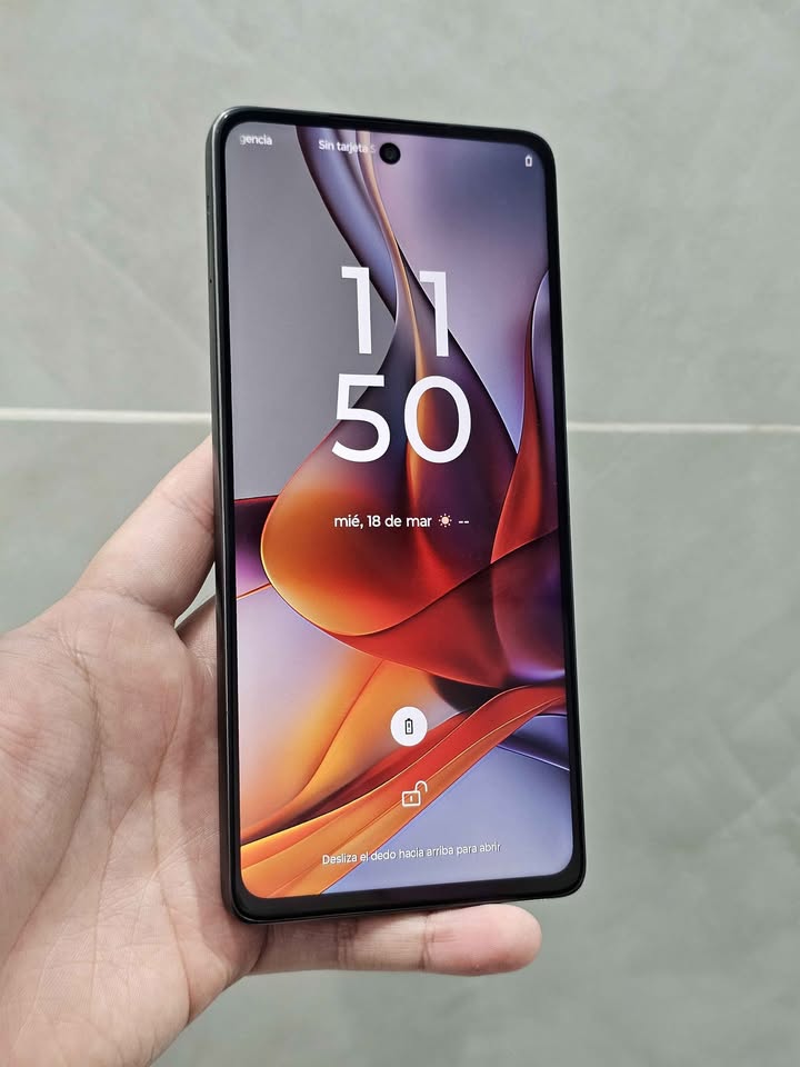 Motorola G75 5G, Libre Esim, 128gb/8gb de ram.