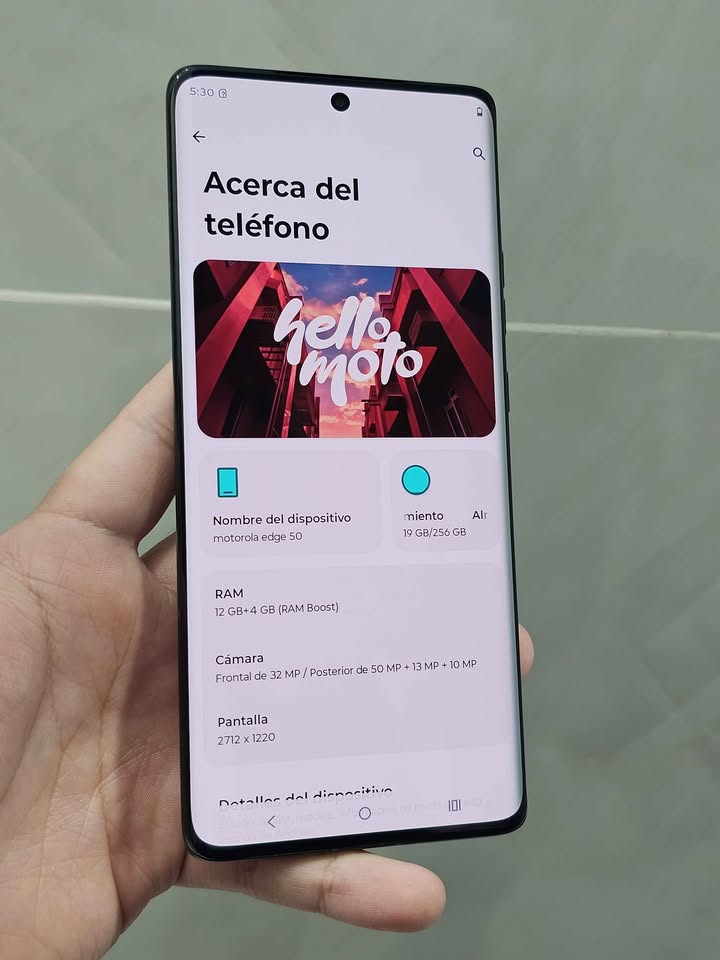 Motorola Edge 50, Solo WiFi, 256gb/12gb de ram.