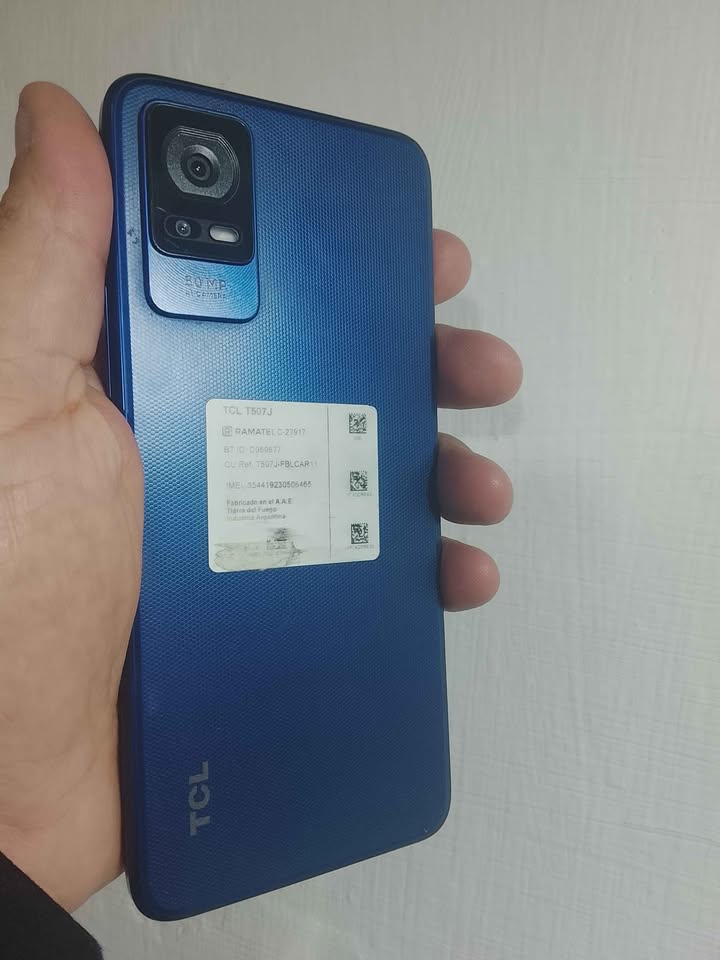 📱 TCL 408 ✅ 64 GB de almacenamiento ✅ Libre de fabrica 📍 Estamos en CABA.