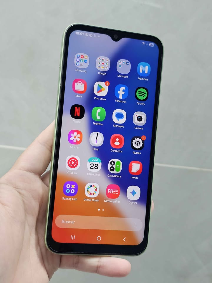 Samsung A14 5g, Libre para cualquier empresa, 128gb/4gb de ram.