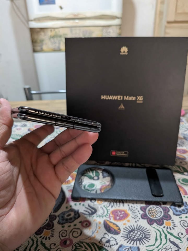 Huawei mate x6
