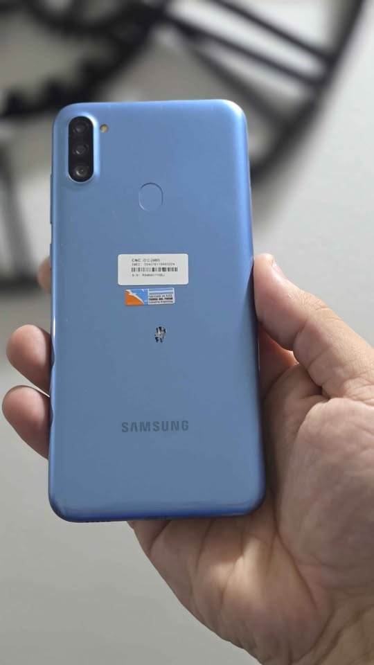 Vendo Samsung A11 libre 64gb 3ram huella , IMPECABLE , NO PERMUTO