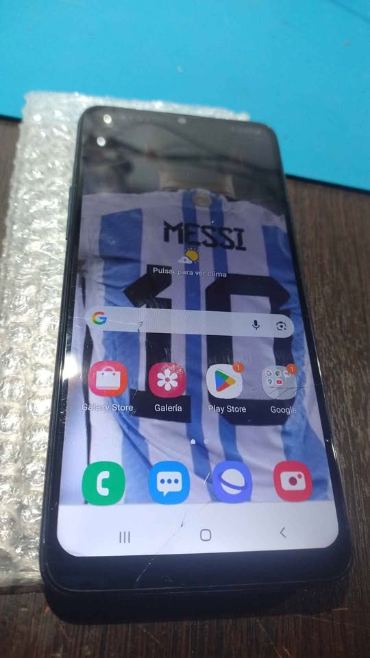 Samsung galaxy a20s libre astillado anda normal