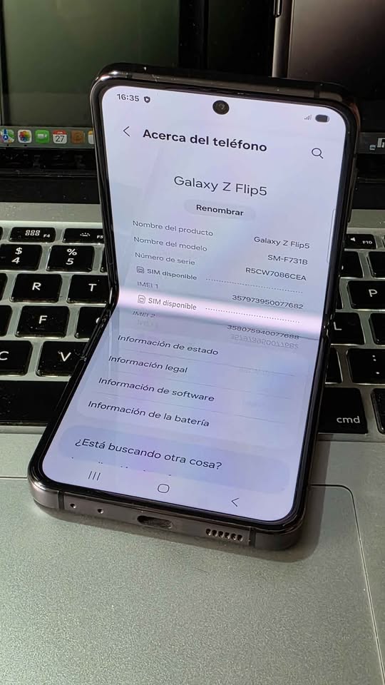 Vendo Samsung Z FLIP 5 libre 256gb 8ram IMPECABLE , NO PERMUTO