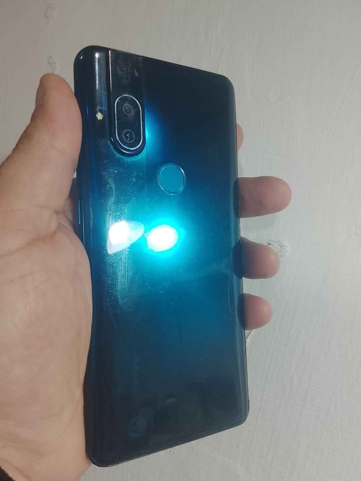 MOTOROLA ONE HYPER 📱 ✅ Libre de fabrica ✅128 GB de almacenamiento