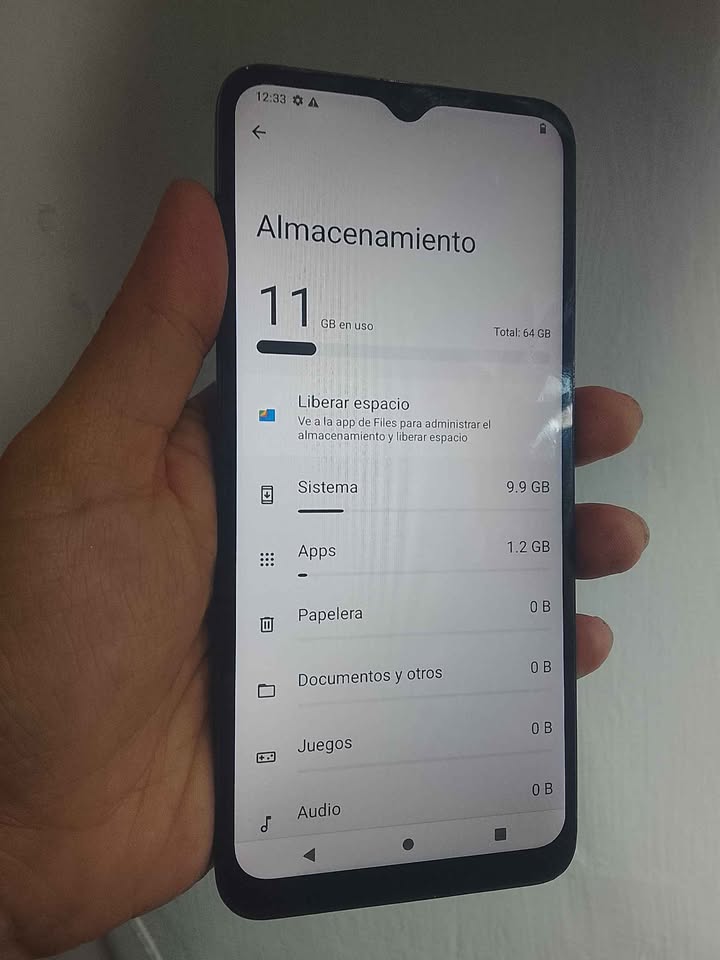 📱 Motorola E13 ✅ Memoria: 64 GB ✅ Equipo funcionando correctamente 📍 Estoy en CABA.