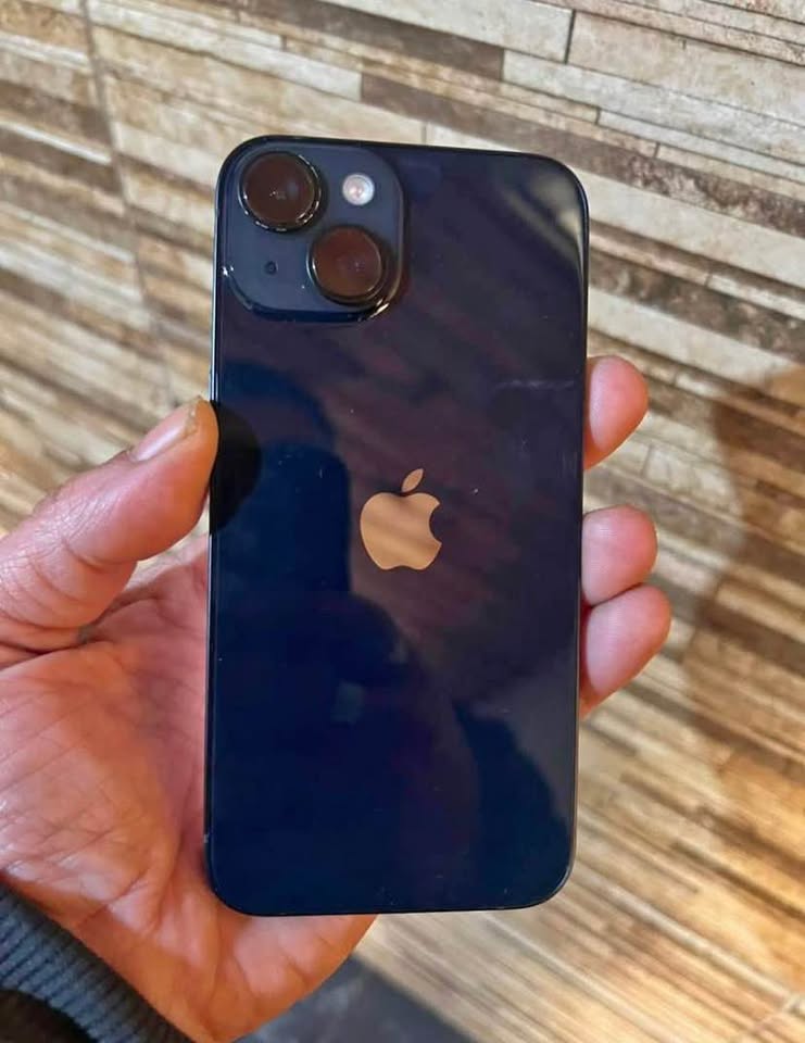 iPhone 14 128GB 84% Batería Liberado eSIM