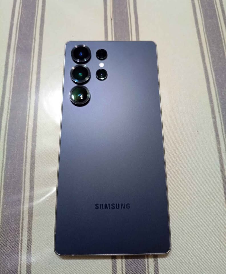 Samsung S25 ultra 12/256 LEER BIEN LA PUBLICACIÓN!!!!!!