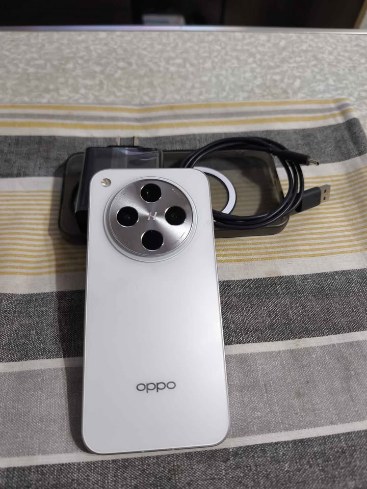 Oppo Find X8