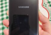 Samsung S10 Plus 128GB 8GB RAM Libre de fábrica $200.000