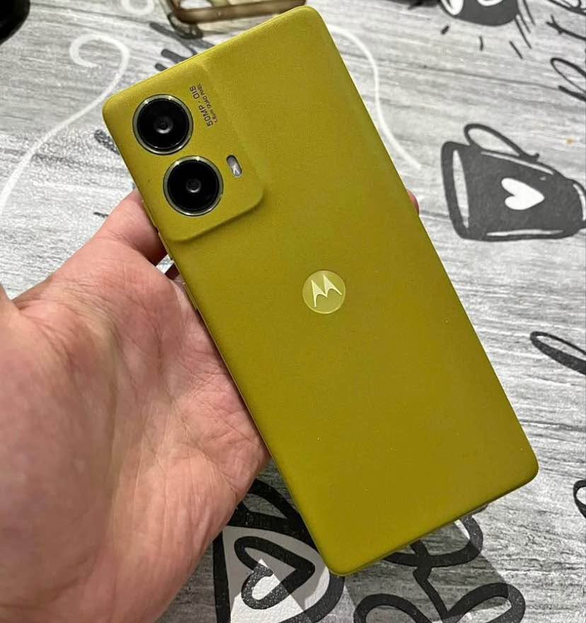 Motorola Moto G85 256GB eSIM Liberado