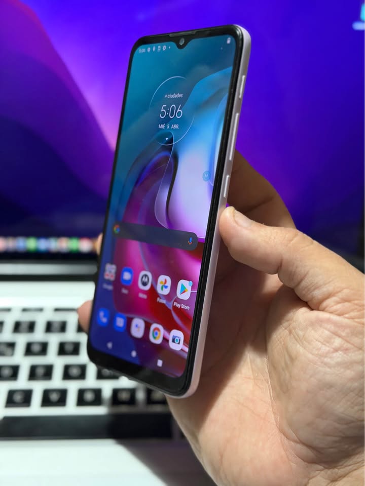 Vendo Motorola G30 libre 128gb 4ram , IMPECABLE, NO PERMUTO