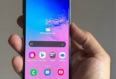 Vendo Samsung S10e libre 128gb 6ram NFC mínimo detalle manchita no influye , NO PERMUTO
