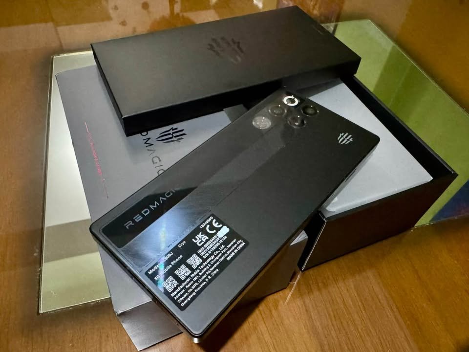 Redmagic 11 pro. Global. Nuevo en caja.