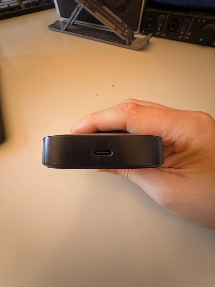 Cargador Portatil Spigen Archybrid 7.5w Compatible Magsafe Color Negro