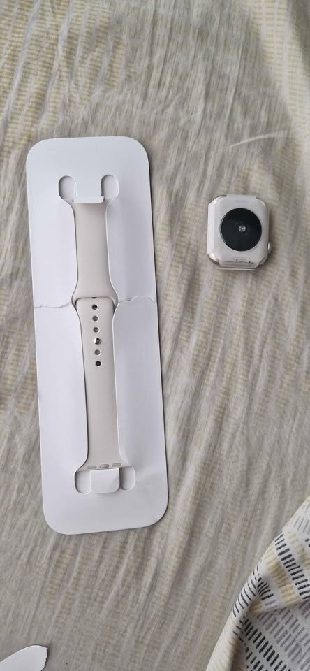 Apple Watch SE 3 GEN con GPS.