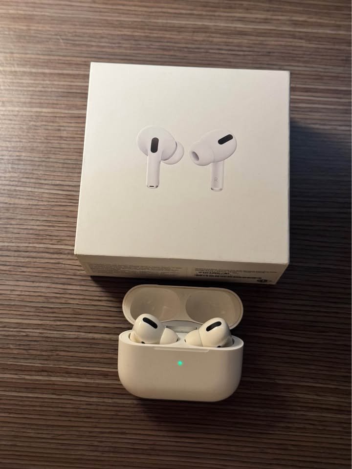 AirPods Pro 1gen (con detalle)