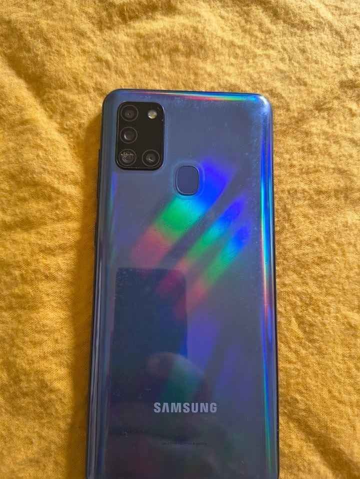 VENDO O PERMUTO SAMSUNG A21S