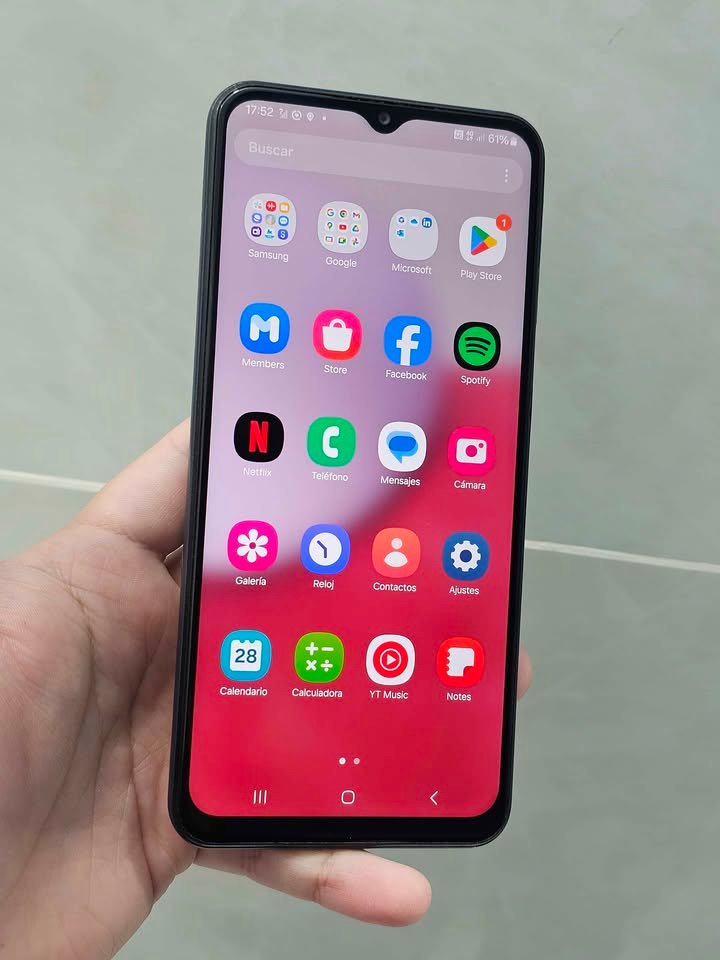 Samsung A13, Libre para cualquier empresa, 128gb/4gb de ram.