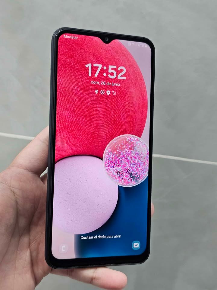 Samsung A13, Libre para cualquier empresa, 128gb/4gb de ram.