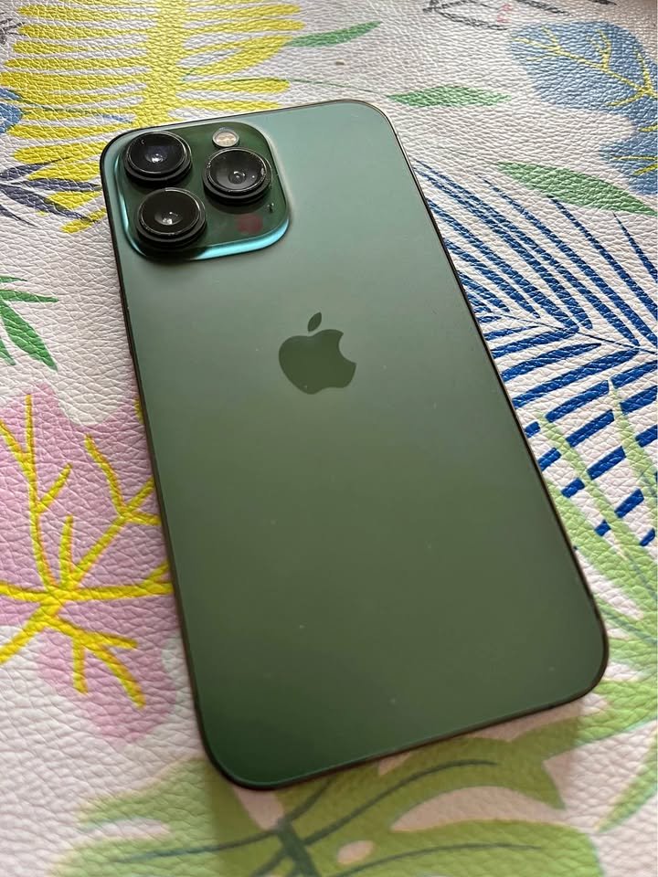 iPhone 13 Pro 128gb 100%🔋 (680mil) recibo iPhone menor