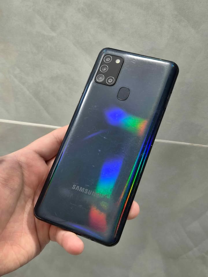 Samsung A21s, Libre para cualquier empresa, 128gb/4gb de ram.