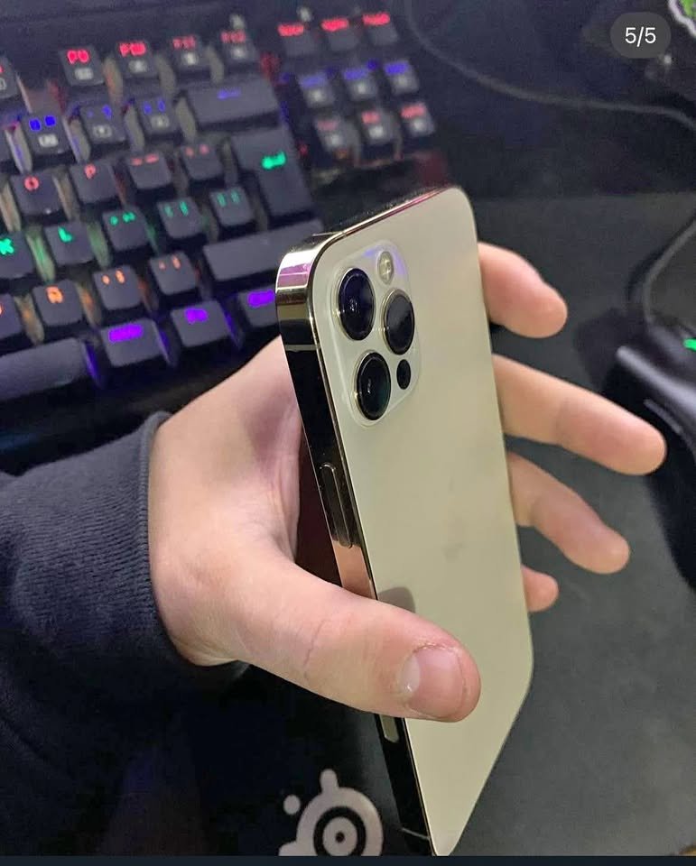 IPhone 12 PRO GOLD (128GB – 100%) recibo iphone menor 550mil