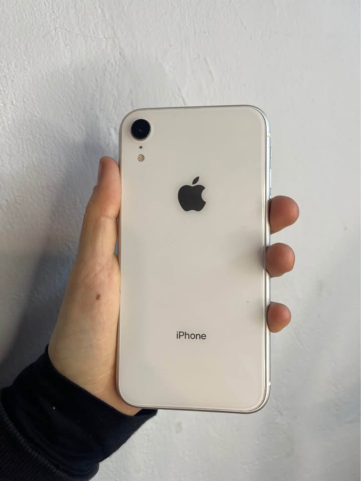 iPhone XR 64gb libre