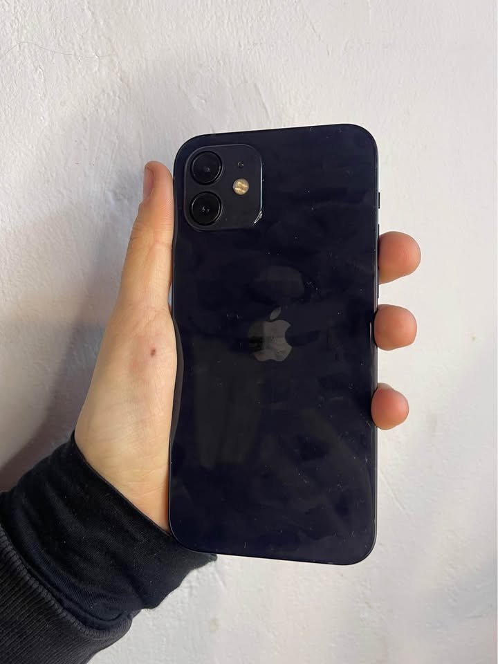 iPhone 12 64gb libre