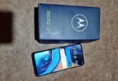 Motorola Moto G22 con Templado y Cargador liquido