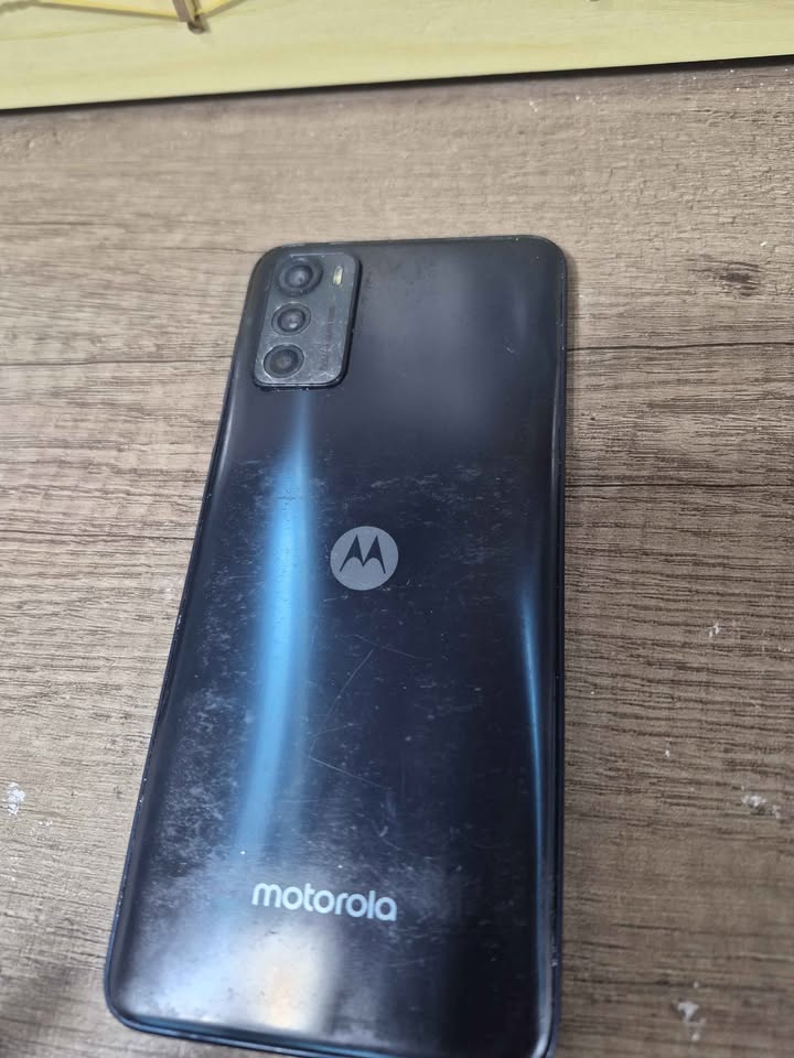 Motorola g42 📱 128 gb de almacenamiento ✅️ Libre de fábrica ✅️ Caba 📍