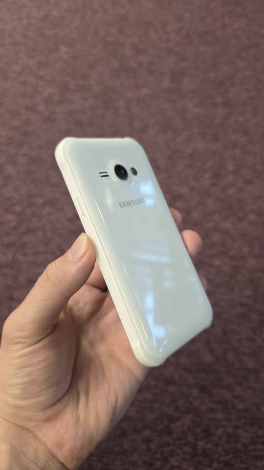 SAMSUNG GALAXY J1 ACE LIBRE 8GB ANDROID 7 EN EXCELENTE ESTADO