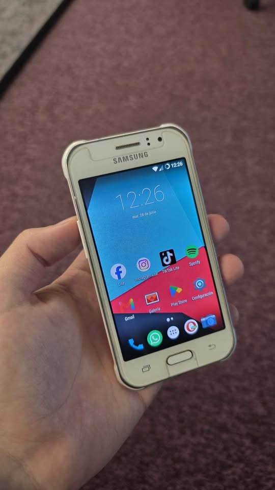 SAMSUNG GALAXY J1 ACE LIBRE 8GB ANDROID 7 EN EXCELENTE ESTADO