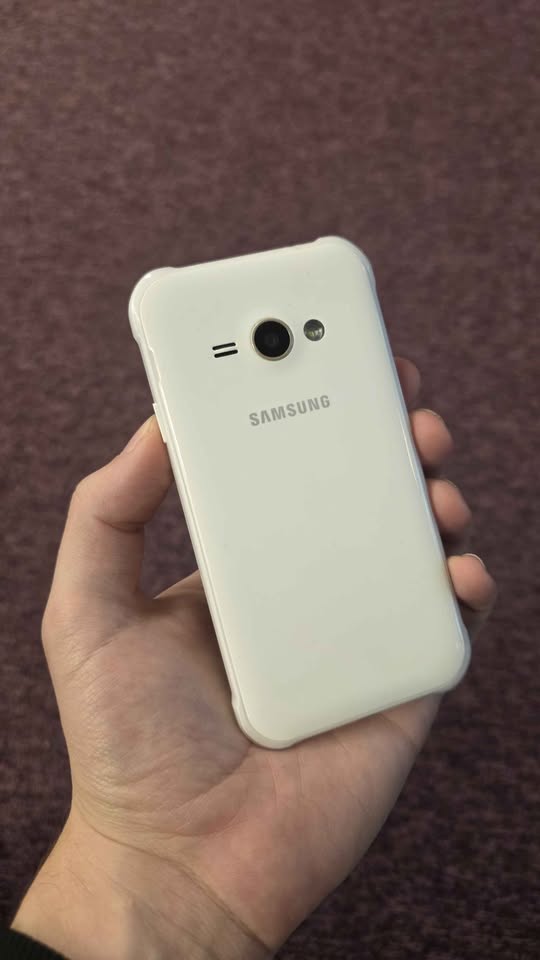 SAMSUNG GALAXY J1 ACE LIBRE 8GB ANDROID 7 EN EXCELENTE ESTADO