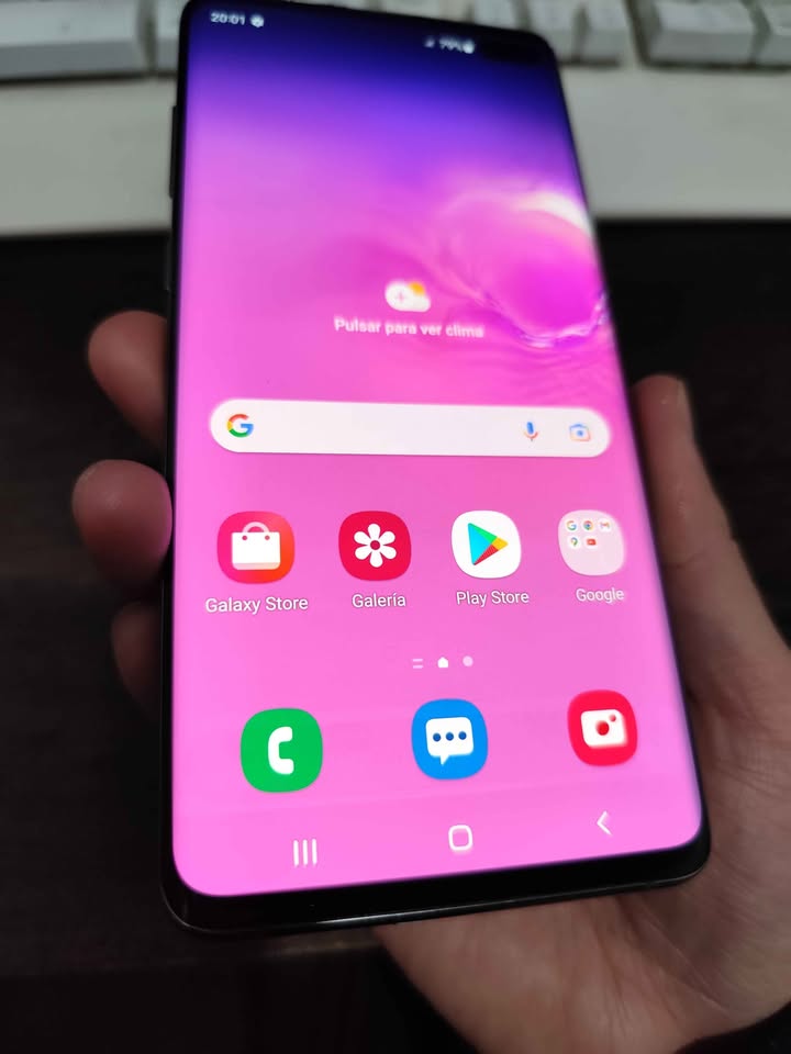 Samsung S10 Plus 128GB 8GB RAM Libre de fábrica $200.000