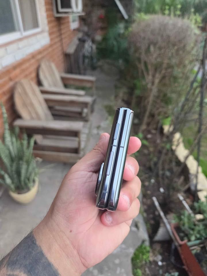 Oppo Find N3 Flip