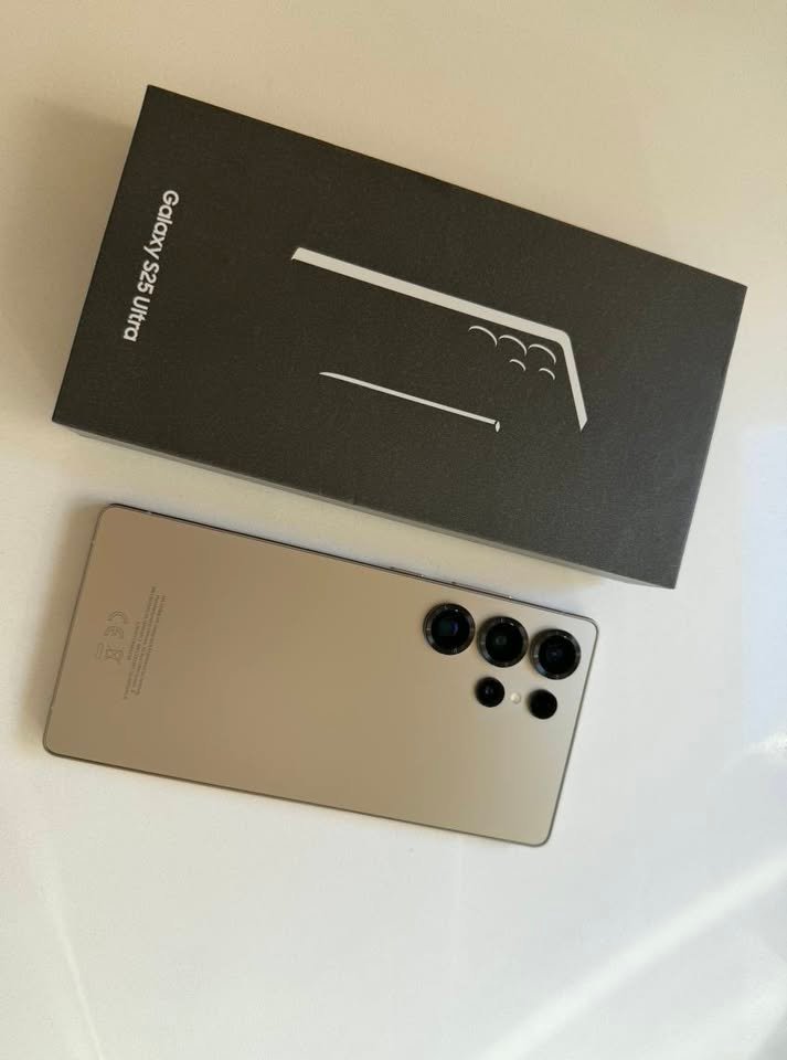📱 Samsung Galaxy S25 Ultra 256 GB — Inmaculado