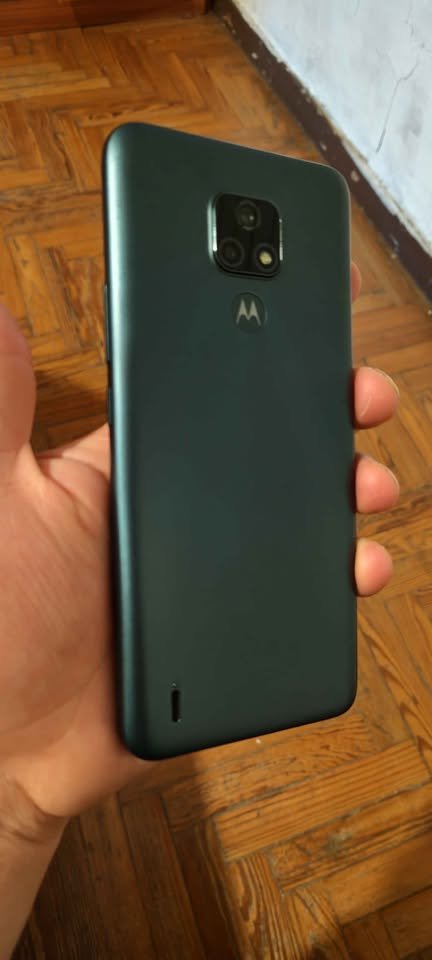 Motorola E7 2/32 excelente estado libre