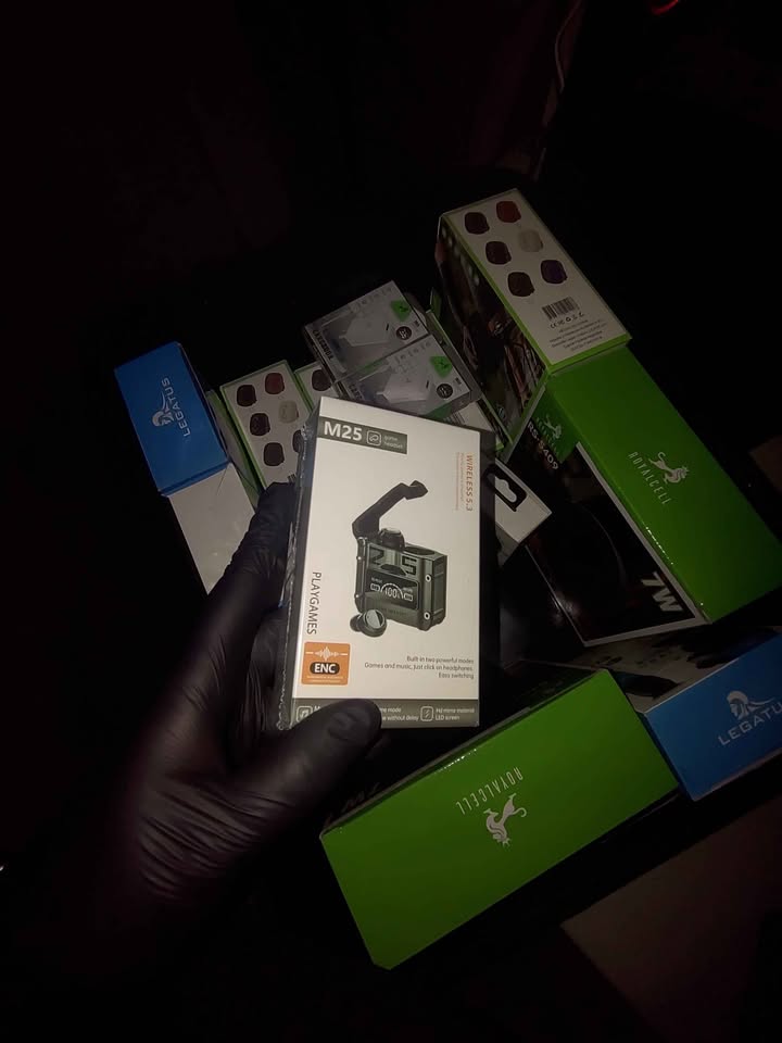 LIQUIDO auriculares M25