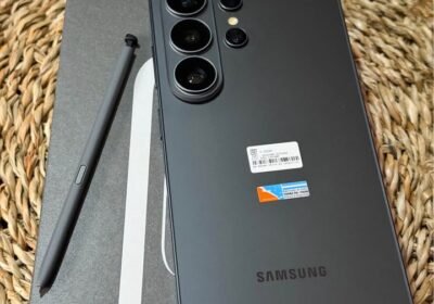 Vendo Samsung S26 ultra libre 512gb 12ram , IMPECABLE , NADA DE USO , NO PERMUTO, COMPLETO