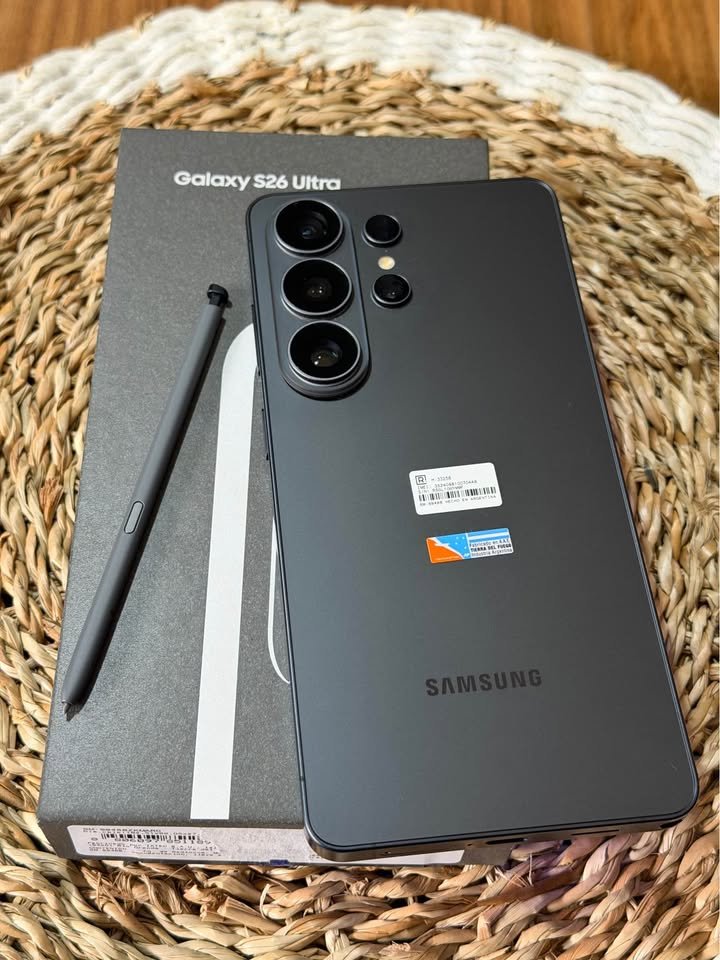 Vendo Samsung S26 ultra libre 512gb 12ram , IMPECABLE , NADA DE USO , NO PERMUTO, COMPLETO