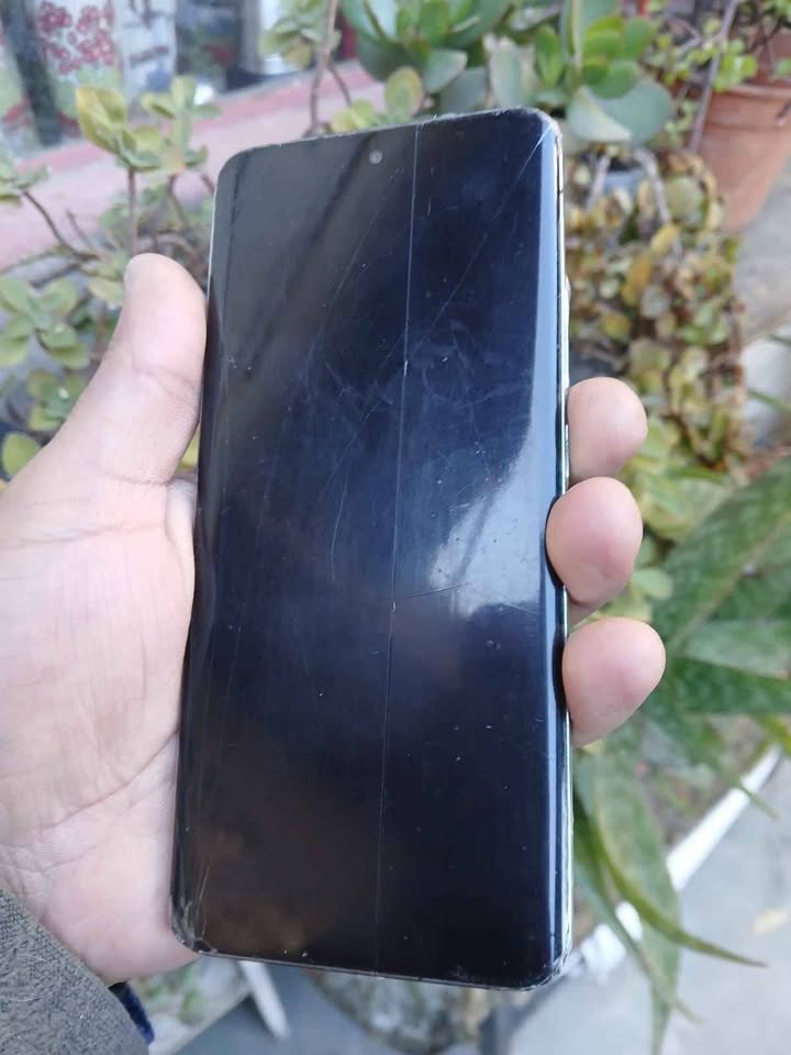 Oppo Reno 12 5G “512GB” ideal juegos pesados