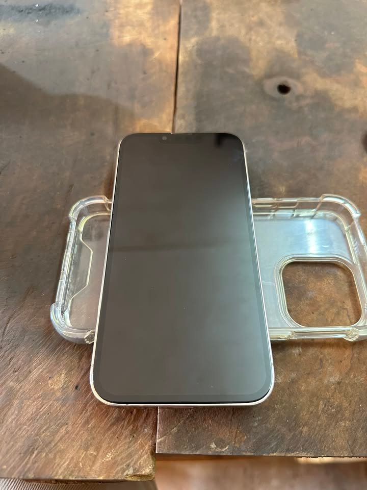 Iphone 13 pro Dorado