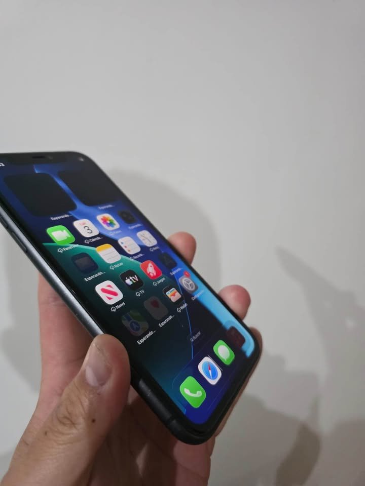 iPhone 11 128GB Liberado – Excelente estado – 73% batería
