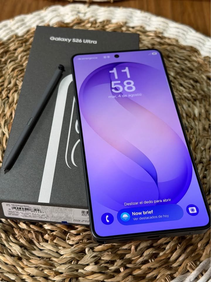 Vendo Samsung S26 ultra libre 512gb 12ram , IMPECABLE , NADA DE USO , NO PERMUTO, COMPLETO