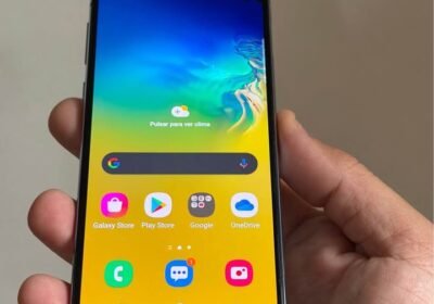Vendo Samsung S10e libre 128gb 6ram NFC , MÍNIMO DETALLE MANCHITA ARRIBA , NO PERMUTO