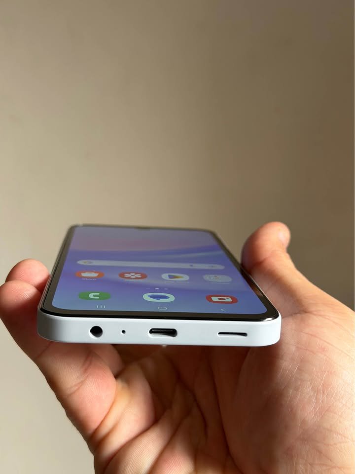 Vendo Samsung A15 libre 128gb 4ram , IMPECABLE, NO PERMUTO