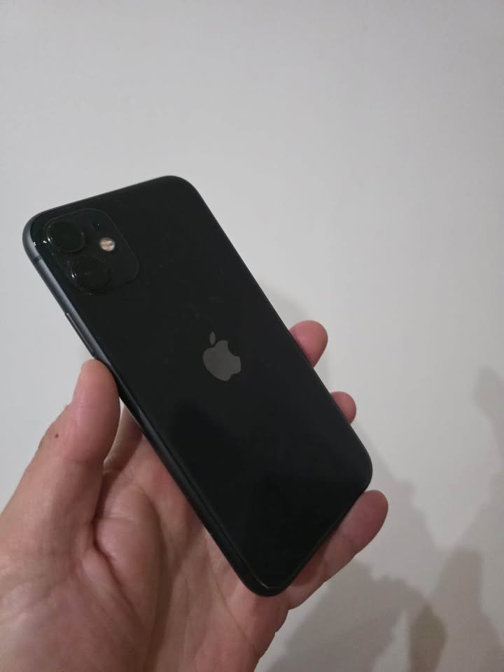 iPhone 11 128GB Liberado – 73% Batería